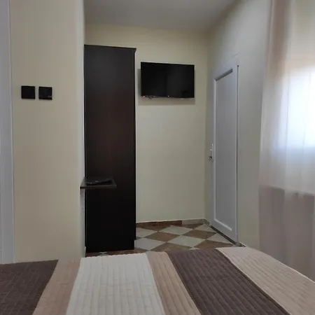فندق V&V Spa Nis Lalince